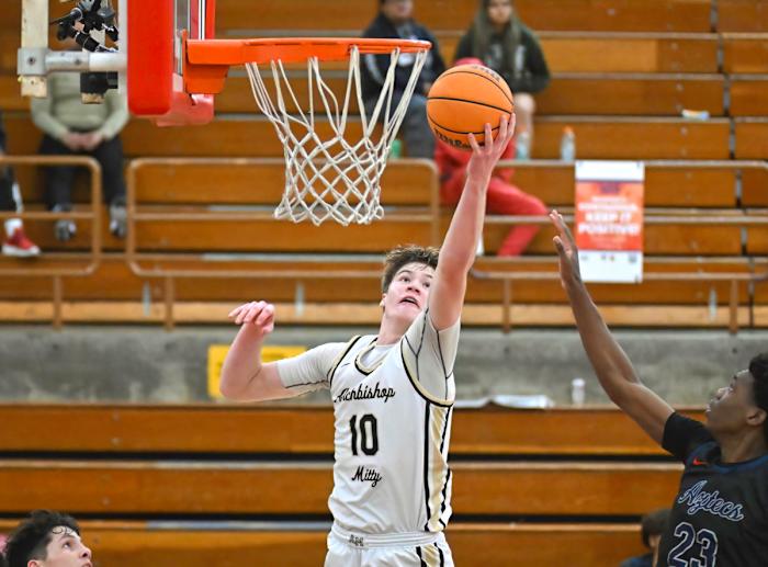 Archbishop Mitty vs Montgomery Torrey Pines Holiday Classic December 28, 2023 Photo-Justin Fine16